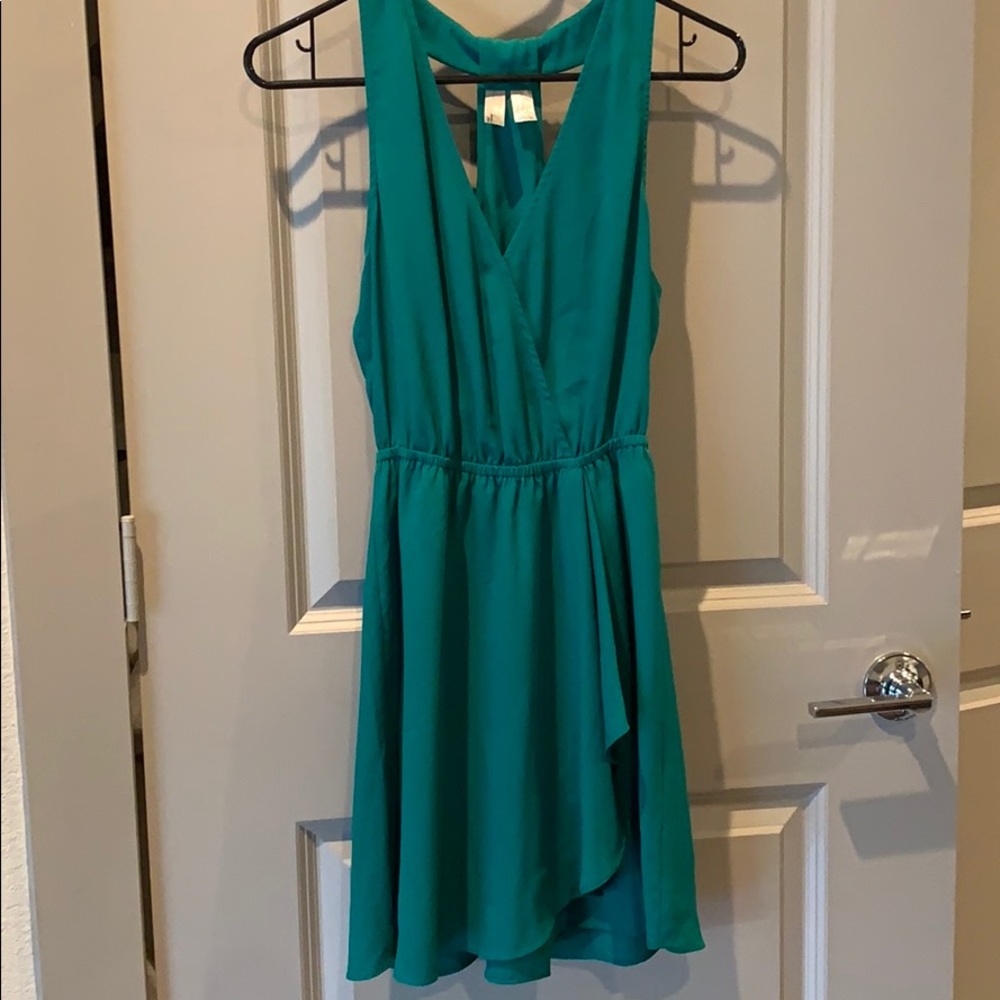 Forever 21 Exclusive emerald green dress 👗